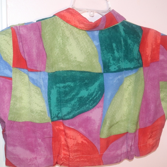 Drawstring Hem Button Up Colorblock Blouse - Picture 7 of 7